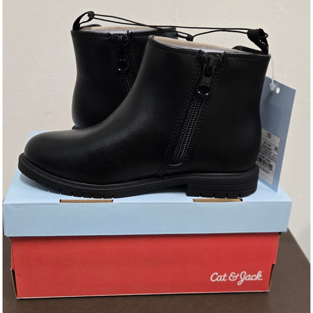Cat & Jack Tanner Boots Kids Size 10 Black Ankle Chelsea Zipper Boots NEW